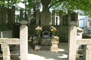 藤田家の墓